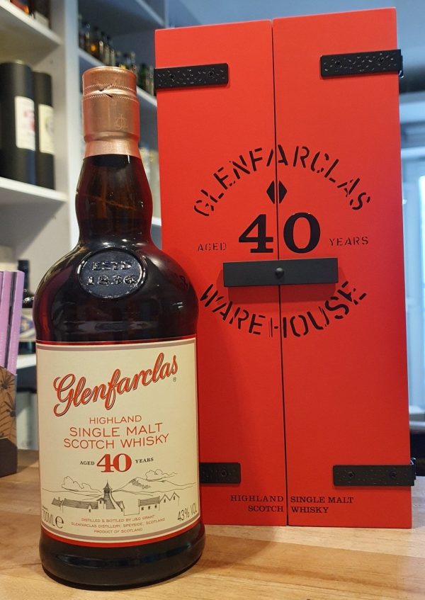 Glenfarclas 40y Highland single malt scotch whisky 0,7l 43% vol. Verkauf